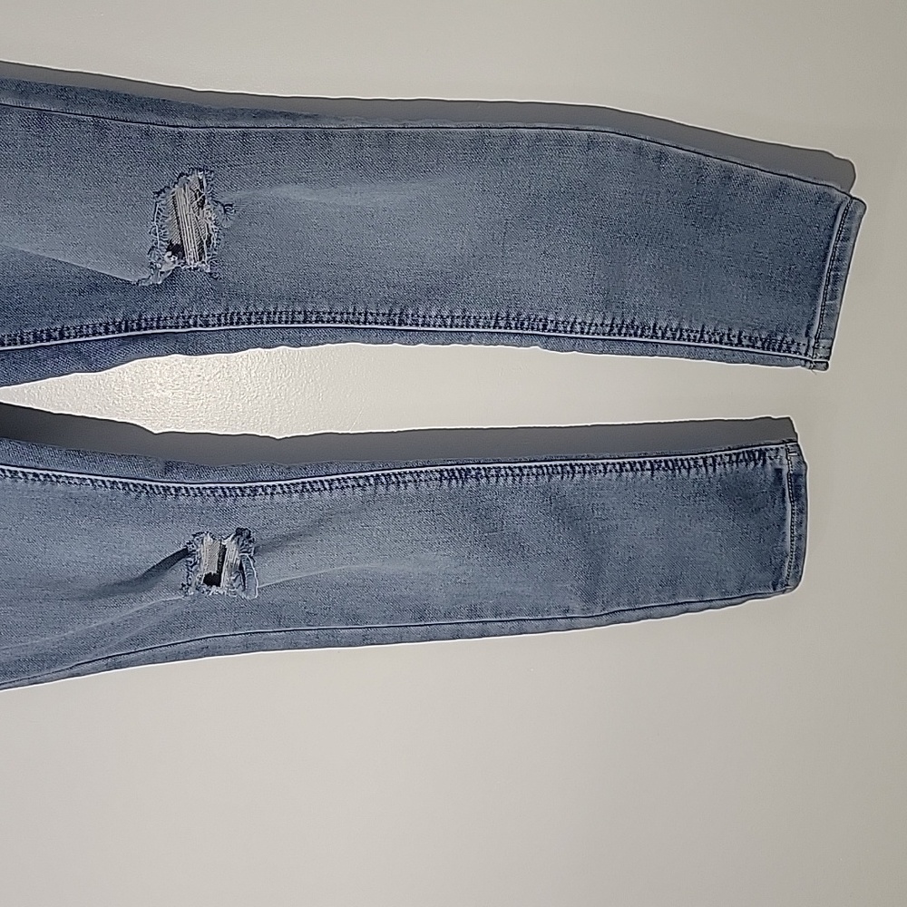 Arizona Jean Co Hi Rise Skinny Jeans for Women with Buttons Size 3 - Picture 3 of 12